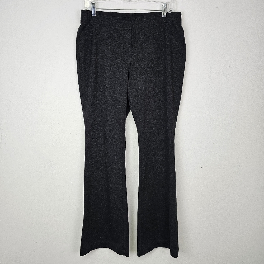 Chico's Pants Gray Pull On Flare Leg Highrise Stretch Ponte Knit Sz 8/M Comfort